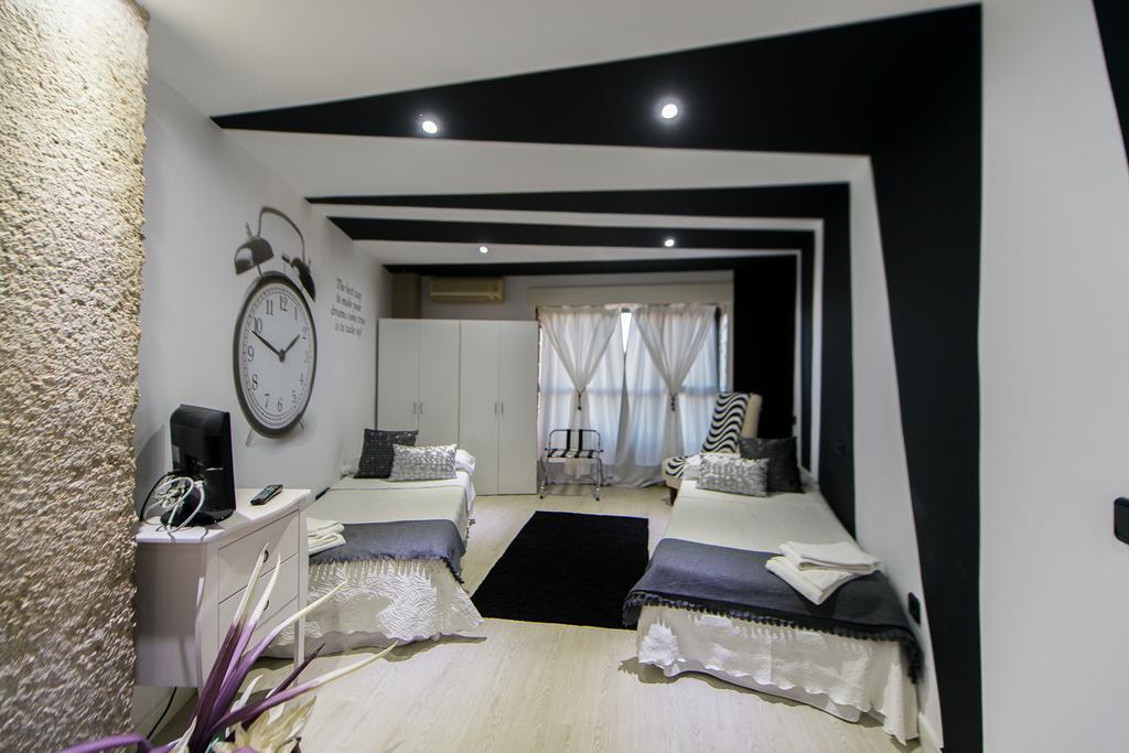 Apartamentos Los Angeles Alcañiz Exterior foto